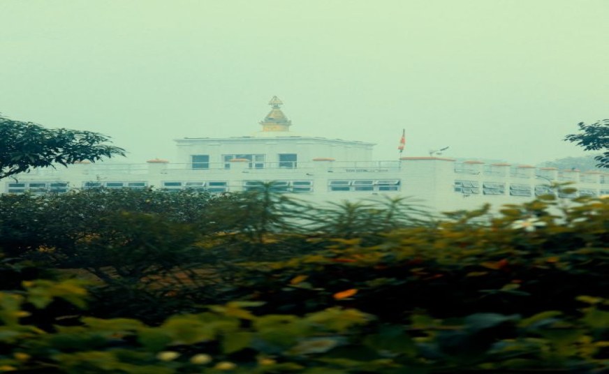 shine Travels & local taxi in Gorakhpur